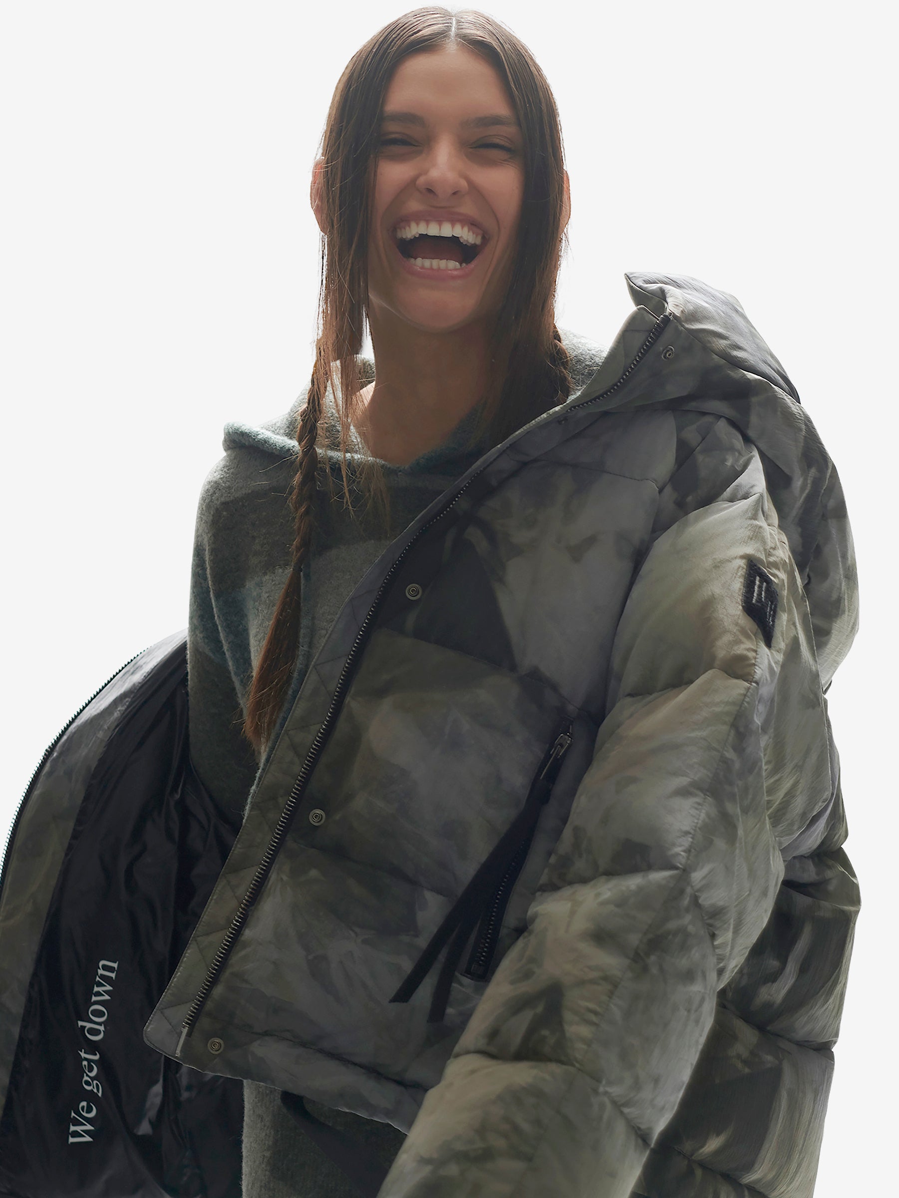 Woman SHORT DOWN PUFFER - Rekall Tie - flat lay - front - smiling