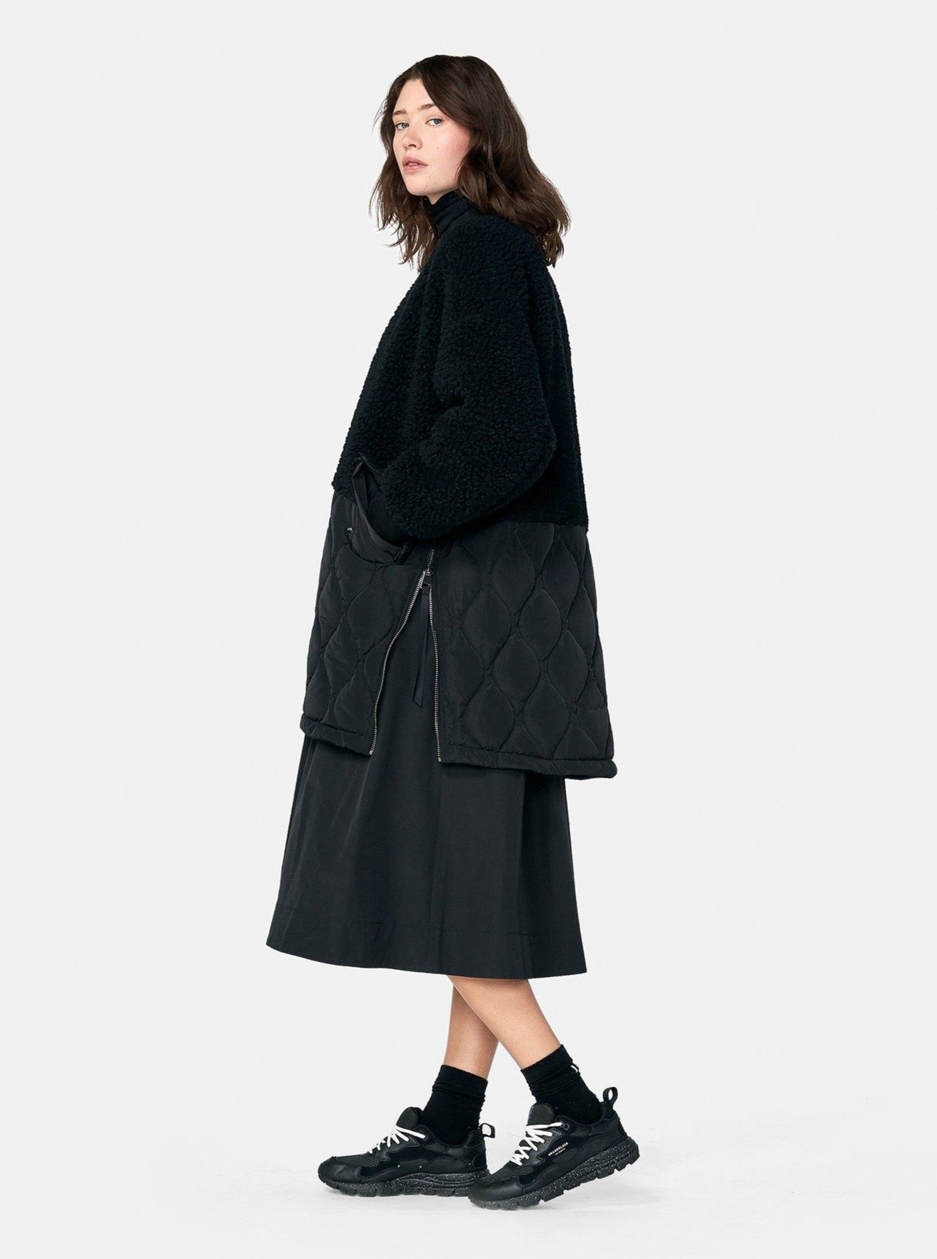 Woman Long Wool Bomber - Black - left side